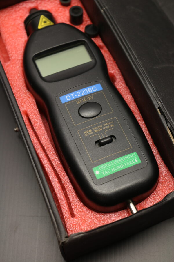 Tachometer DT-2236C